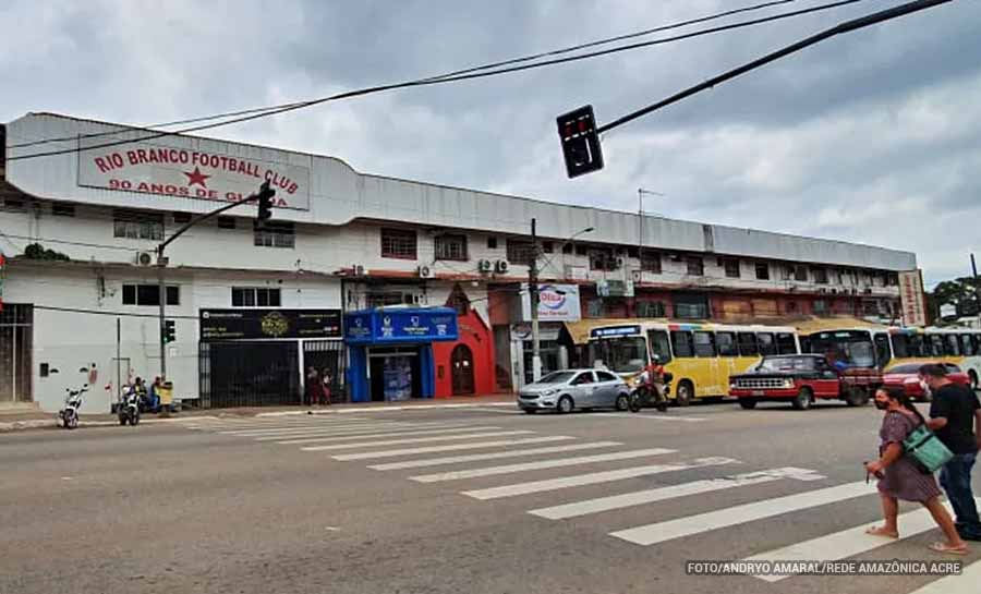 Endividado, Rio Branco FC tem 12 lojas penhoradas e beira a falência no Acre  -  - Notícias do Acre