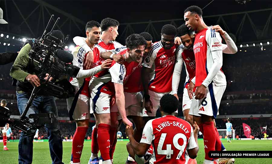 Arsenal aplica goleada no Manchester City, e segue na vice-liderança da Premier League