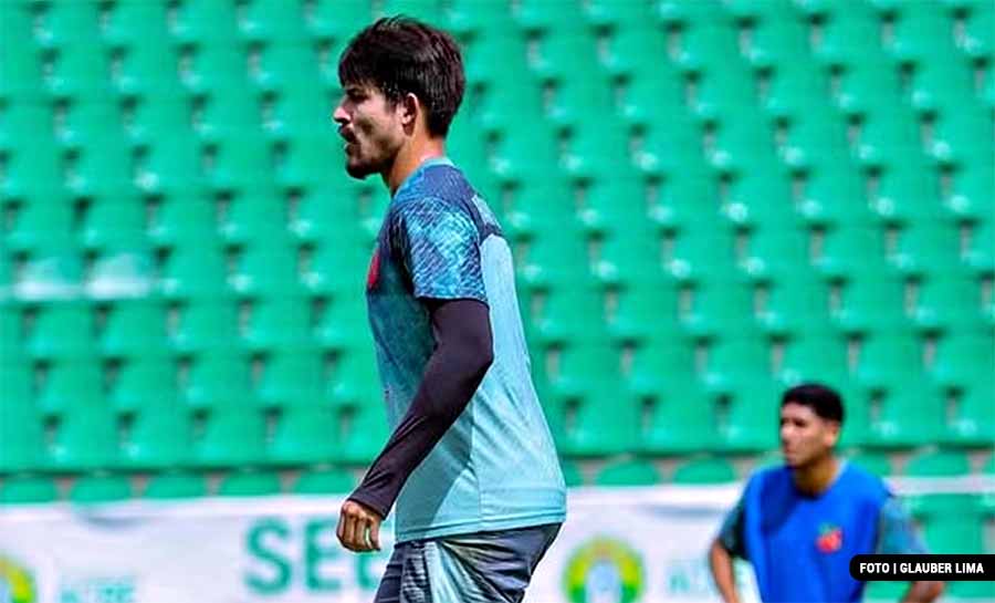 Humaitá tem retorno de zagueiro e Leandro Andrade assume interinamente como treinador